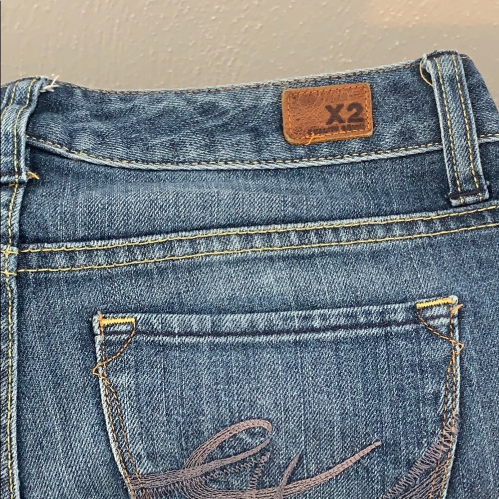 Express X2 Jean capris - Picture 7 of 10